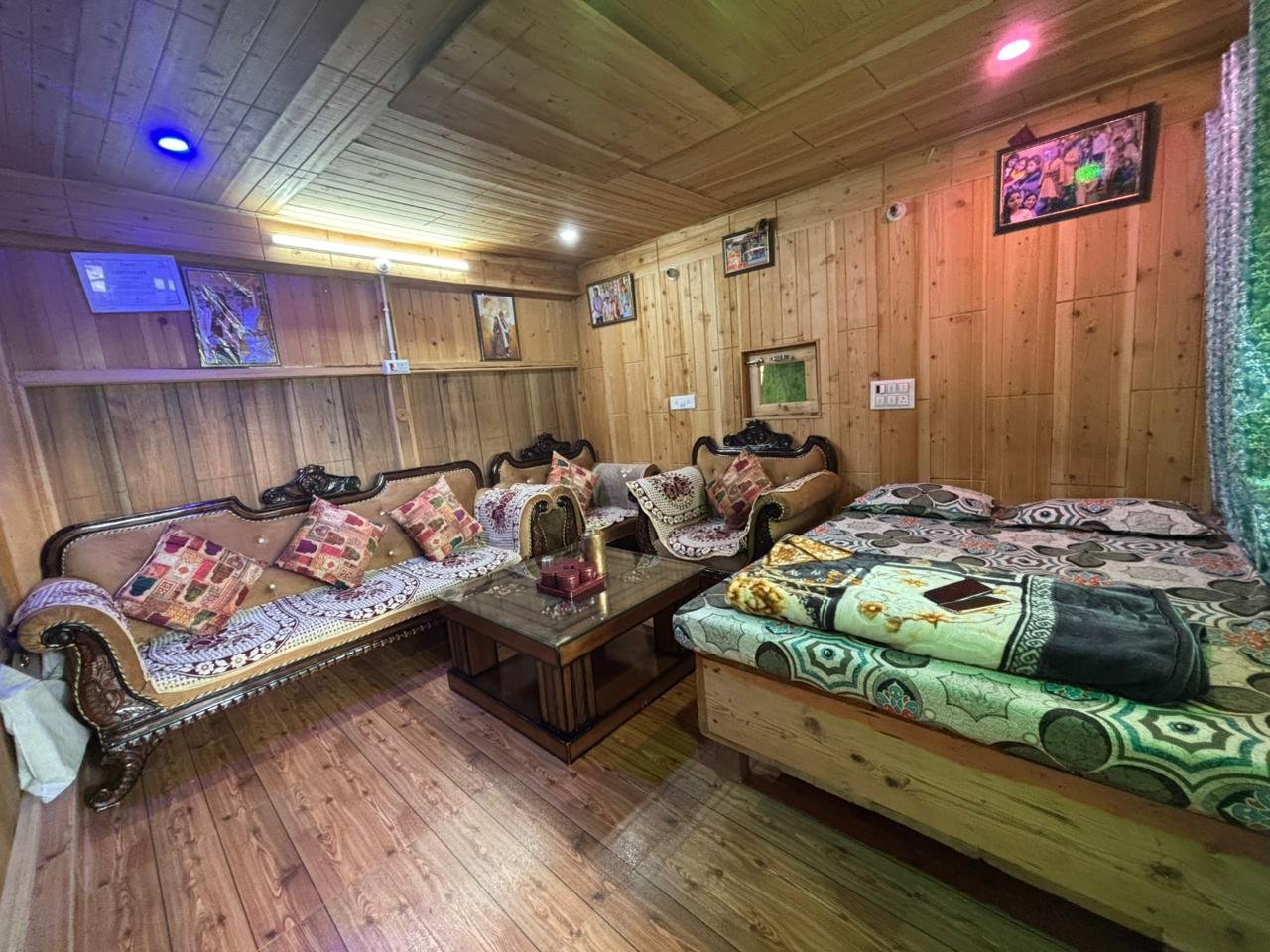 Viraaj Homestay Bariya